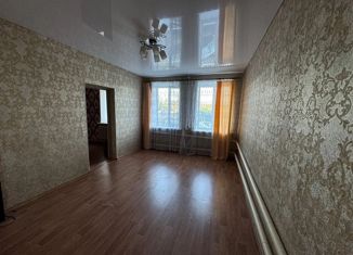 Продам 2-ком. квартиру, 46 м2, Балашов, Интернациональная улица, 65