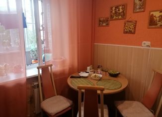 Продается 2-комнатная квартира, 49 м2, Ивангород, Кингисеппское шоссе, 20