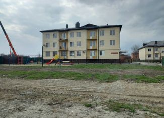 2-комнатная квартира на продажу, 40.4 м2, Майский, улица Ленина, 4/3