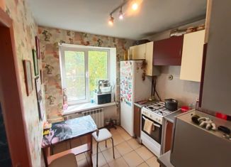 Продам 1-комнатную квартиру, 32.7 м2, Санкт-Петербург, Средний проспект Васильевского острова, 92, метро Приморская