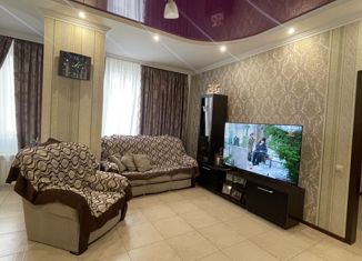 Продам 3-комнатную квартиру, 98 м2, станица Ессентукская, улица Ляпидевского, 21