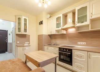 Продам 1-ком. квартиру, 38 м2, Мурино, бульвар Менделеева, 9к2, ЖК Солнечный