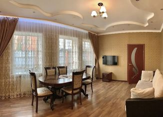 Продаю дом, 70 м2, посёлок городского типа Яблоновский, 2-й проезд Фрунзе, 43