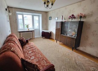 Продаю 1-ком. квартиру, 30 м2, Тутаев, Пролетарская улица, 9