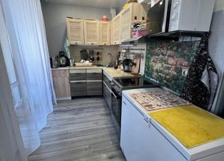 Продается 4-ком. квартира, 65.3 м2, Дальнегорск, Первомайская улица, 5