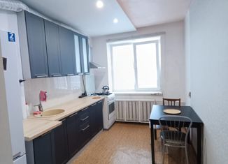 Продам 1-ком. квартиру, 35 м2, Якутск, улица Кирова, 7/3, Октябрьский округ