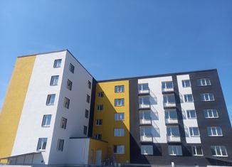 Продам 2-комнатную квартиру, 56.1 м2, поселок городского типа Арти, Первомайская улица, 16А