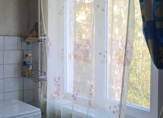 Продам трехкомнатную квартиру, 57.2 м2, Новосибирск, улица Энгельса, 10, улица Энгельса