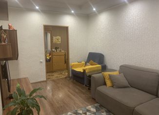 Трехкомнатная квартира на продажу, 58 м2, Верхняя Пышма, улица Петрова, 4А