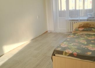 Продам 2-комнатную квартиру, 43.7 м2, Канаш, микрорайон Восточный, 8