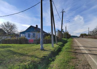 Продам дом, 42 м2, поселок городского типа Ильский, Центральная площадь