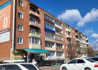 Продается 1-комнатная квартира, 31.8 м2, Зима, улица Клименко, 57