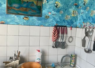 2-комнатная квартира на продажу, 44.6 м2, поселок городского типа Балакирево, улица 60 лет Октября, 3