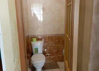 Продам 2-комнатную квартиру, 43.4 м2, поселок городского типа Мостовской, Производственная улица, 5А