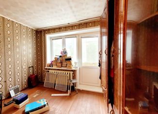 Продам 1-ком. квартиру, 32 м2, Заречный, проспект 30-летия Победы, 32