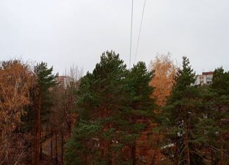 Продаю 2-ком. квартиру, 51 м2, Сосновый Бор, проспект Героев, 23