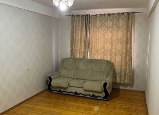 Продается двухкомнатная квартира, 60 м2, Махачкала, улица Мирзабекова, 171, Кировский район