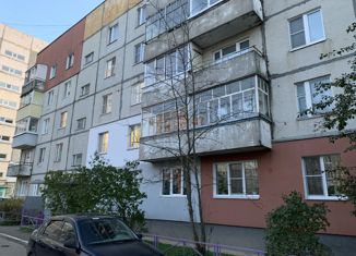 Продам двухкомнатную квартиру, 49 м2, Тутаев, Комсомольская улица, 103