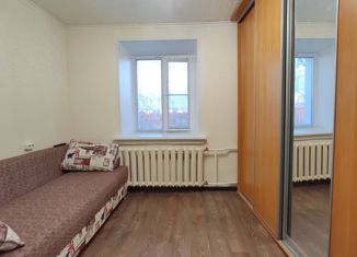 Продается однокомнатная квартира, 10.8 м2, Нефтеюганск, 2-й микрорайон, 4