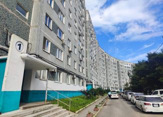 Продаю 3-ком. квартиру, 66.7 м2, Владивосток, улица Толстого, 25, Ленинский район