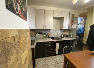 2-комнатная квартира на продажу, 55 м2, Москва, улица Генерала Кузнецова, 26к2, улица Генерала Кузнецова