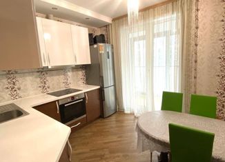 Продам двухкомнатную квартиру, 64 м2, Новосибирск, Большевистская улица, 110