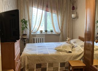 Продаю трехкомнатную квартиру, 61.3 м2, Новодвинск, улица Ударников, 12