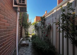 Продаю дом, 130 м2, Краснодар, микрорайон Россинского, Командорская улица, 2к114