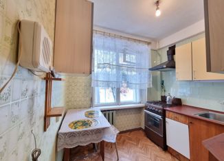 Продается 3-комнатная квартира, 59 м2, Санкт-Петербург, Витебский проспект, 23к1, Витебский проспект