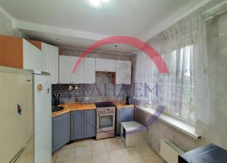 Продажа 4-комнатной квартиры, 77 м2, Новокузнецк, улица Грдины, 27