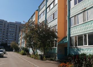 Продам трехкомнатную квартиру, 71.9 м2, Лениногорск, проспект 50 лет Победы, 17