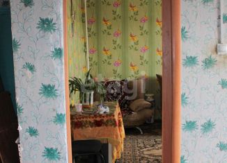 Продаю трехкомнатную квартиру, 65 м2, Заводоуковск, улица Пушкина, 41