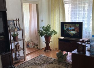 Продается двухкомнатная квартира, 42.2 м2, поселок городского типа Темиртау, улица Суворова, 13