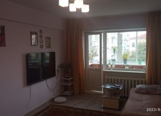 Продаю 2-ком. квартиру, 44.7 м2, Железногорск, улица Кирова, 14