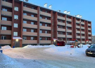 Продаю 2-ком. квартиру, 51.6 м2, Еманжелинск, улица Титова, 7А