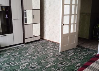 Продаю двухкомнатную квартиру, 59.6 м2, поселок Углеуральский, 2-я Коммунистическая улица, 88