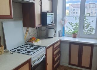 Продаю 4-комнатную квартиру, 74.2 м2, Новочебоксарск, улица Винокурова, 57