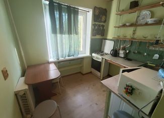 Четырехкомнатная квартира на продажу, 64.4 м2, Черняховск, улица Чкалова, 5
