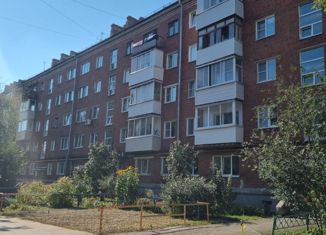 Продам 2-ком. квартиру, 44 м2, Ижевск, улица Воровского, 140, Центральный жилой район