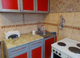 Продается двухкомнатная квартира, 44.8 м2, поселок городского типа Промышленная, Цветочная улица, 16