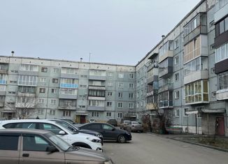 Двухкомнатная квартира на продажу, 52 м2, Ленинск-Кузнецкий, улица Менделеева, 25