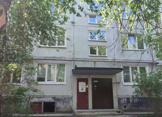 Продажа двухкомнатной квартиры, 52.7 м2, Гатчина, Солнечный переулок, 12Б