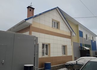 Продаю дом, 200 м2, поселок городского типа Верх-Нейвинский, улица Баскова, 83