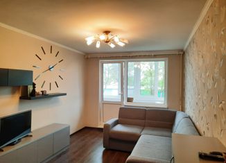 Продаю однокомнатную квартиру, 36 м2, деревня Куровицы, Огородная улица, 13А
