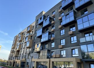 Продам 3-ком. квартиру, 75.7 м2, посёлок Солнечный, Кленовая улица, 1