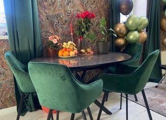 Продам 3-ком. квартиру, 83 м2, Великий Новгород, Луговая улица, 12к3, ЖК Аркажская Слобода