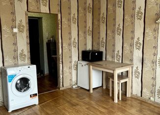 Продается однокомнатная квартира, 18.7 м2, Великий Новгород, улица Зелинского, 32к2