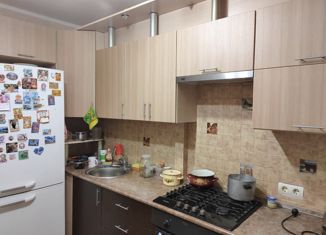 Продам двухкомнатную квартиру, 43.7 м2, Нижний Новгород, улица Красных Зорь, 13, метро Буревестник