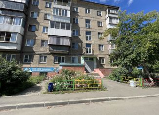 Продается офис, 260 м2, Челябинск, улица Стахановцев, 110