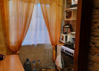 Продажа 2-ком. квартиры, 45.6 м2, Луховицы, улица Жуковского, 27